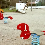 Mobil-home 4 Pers Avec Terrasse - Cuisine Equipee - Api-1-52-934 *