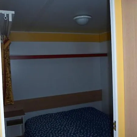 Mobil-home 4 Pers Avec Terrasse - Cuisine Equipee - Api-1-52-934 Kemp