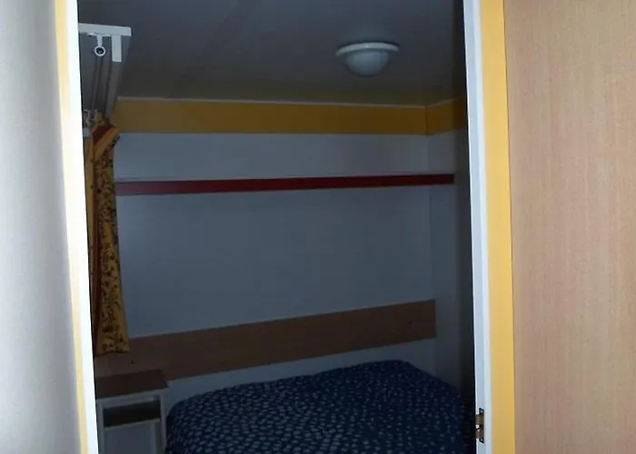 Mobil-home 4 Pers Avec Terrasse - Cuisine Equipee - Api-1-52-934 Kemp