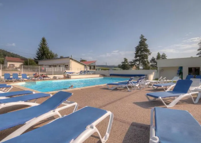 Kemp Mobil-home 4 Pers Avec Terrasse - Cuisine Equipee - Api-1-52-934 *